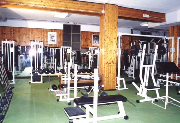 athletic-club1.jpg (51156 byte)