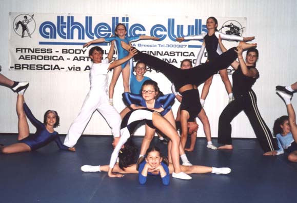 athletic-club3.jpg (42472 byte)