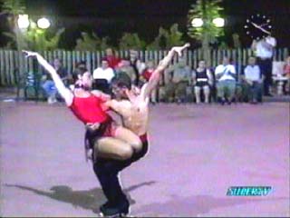 harambee4.jpg (18083 byte)