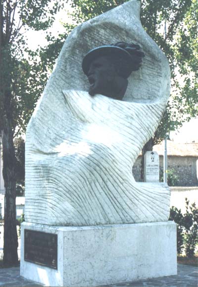 ginoghioni2b.jpg (53612 byte)