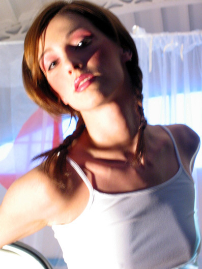 nicola13.jpg (78547 byte)