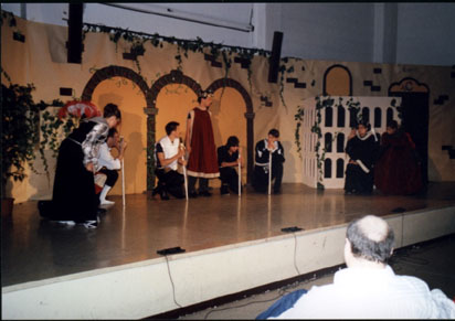 romeoegiulietta1.jpg (36515 byte)