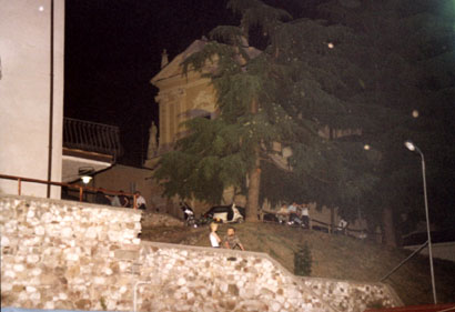 chiesacarzagodr.jpg (32071 byte)