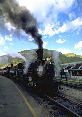 treno.JPG (21874 byte)