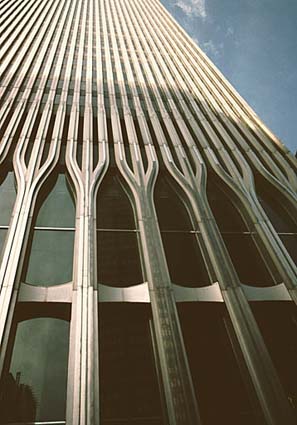 twintowers4.jpg (31118 byte)