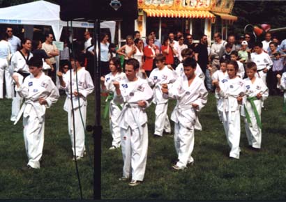 festaparco34.jpg (34491 byte)