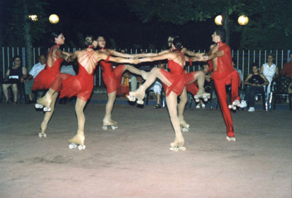 harambee1.jpg (33515 byte)
